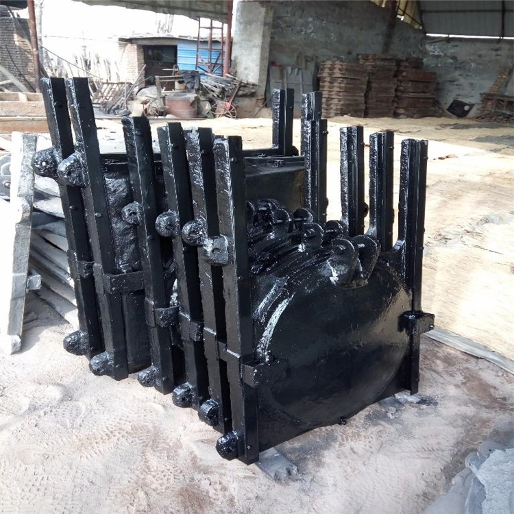 铸铁镶铜羞羞漫画网址