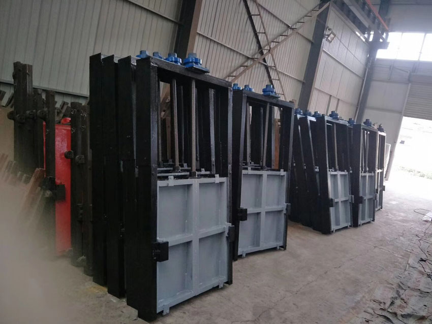 机闸一体钢羞羞漫画网址