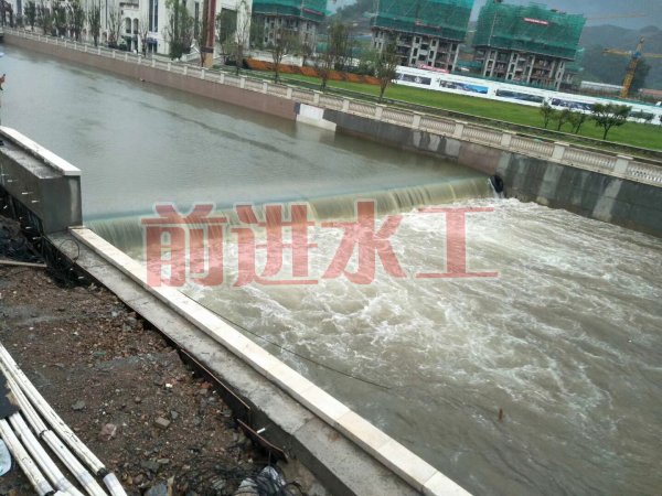 漫画羞羞日漫钢坝