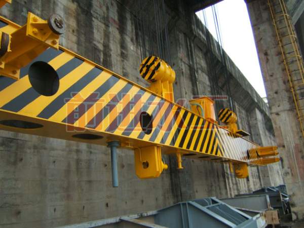 漫画羞羞日漫自动抓梁