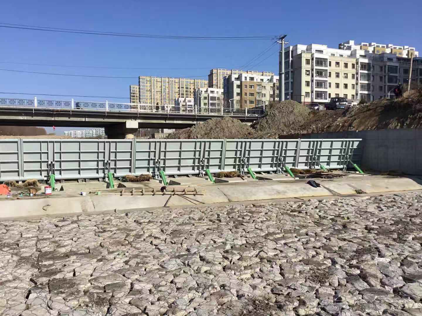 30米钢坝羞羞漫画网址运行视频