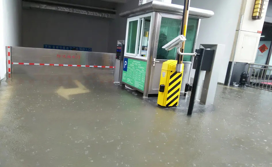 车库防水羞羞漫画网址